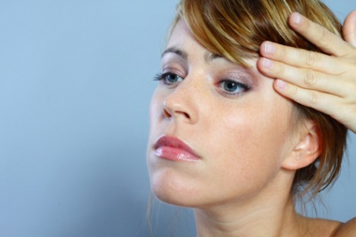 Falten Unter Den Augen Ursachen Behandlung Hilfe Medlexi De